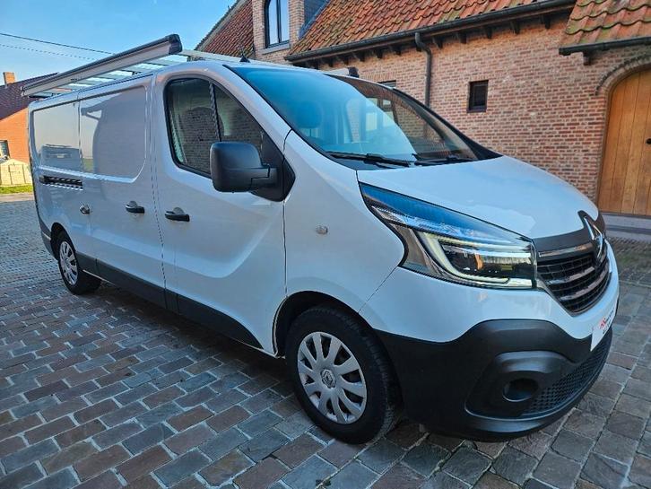 Renault Trafic 2.0DCI VERLENGD L2 AIRCO BEDRIJFSINRICHTING, Auto's, Bestelwagens en Lichte vracht, Bedrijf, Te koop, Used 1. Bestelwagens met ervaring.
