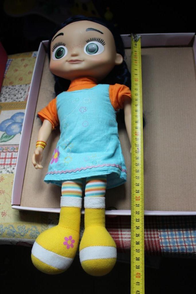 grande poupée wissper, Enfants & Bébés, Jouets | Poupées, Comme neuf, Enlèvement ou Envoi