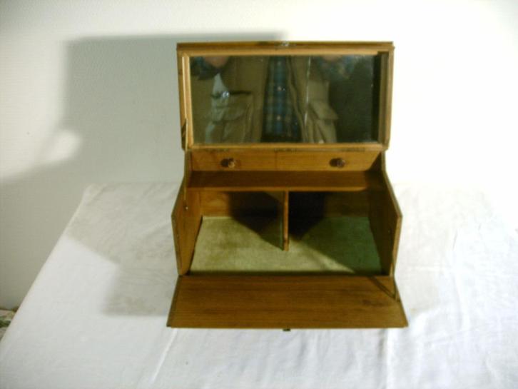 Antiek (reis)toiletkastje., Antiek en Kunst, Antiek | Woonaccessoires, Ophalen of Verzenden