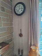 Mechanische wandklok met slinger en gewichten, Antiek en Kunst, Ophalen of Verzenden