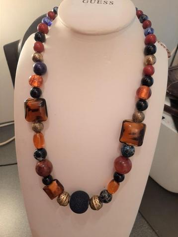 Te koop: Nieuw!!!Uniek! Leuke halsketting blauw/bruin. beschikbaar voor biedingen