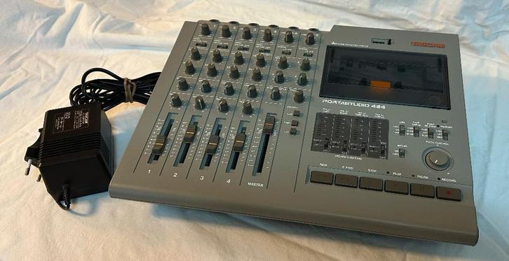 TASCAM Studio 424, Muziek en Instrumenten, Mengpanelen, Zo goed als nieuw, Minder dan 5 kanalen, Microfooningang, Ophalen of Verzenden