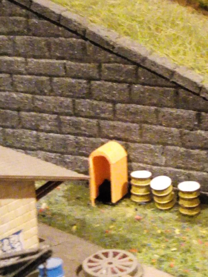 toebehoren bouwwerf schaal HO, Hobby en Vrije tijd, Modeltreinen | H0, Zo goed als nieuw, Brug, Tunnel of Gebouw, Gelijkstroom of Wisselstroom