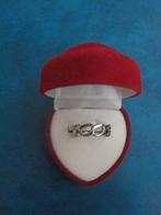 Bague - couleur argentée - motif de chaîne (NOUVEAU), Bijoux, Sacs & Beauté, Bagues, Neuf, Enlèvement ou Envoi, Fer ou Acier, Plus petit que 17