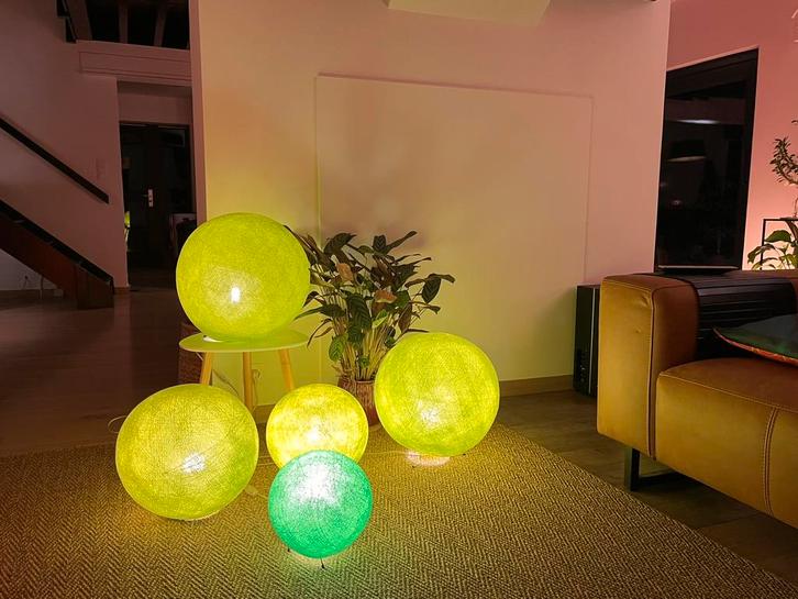 Ensemble de 5 luminaires globes verts La Case de Cousin Paul, Maison & Meubles, Lampes | Lampadaires, Utilisé, Enlèvement