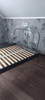 IKEA bed - 140x200 cm, Huis en Inrichting, Slaapkamer | Bedden, Ophalen, Tweepersoons, 140 cm, Zo goed als nieuw