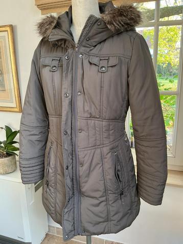 Gewatteerde parka met kap, maat 42 Mexx beschikbaar voor biedingen