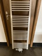 Radiator met thermostaatkraan, Ophalen, Zo goed als nieuw, Radiator