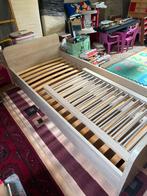 1 persoon bed met lattenbodem, Huis en Inrichting, Slaapkamer | Bedden, Ophalen, Zo goed als nieuw
