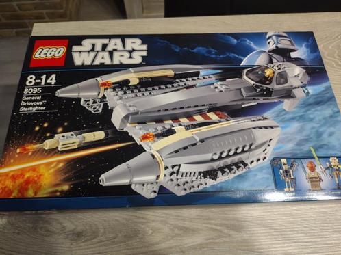 Lego Star Wars General Grievous Starfighter (8095), Kinderen en Baby's, Speelgoed | Duplo en Lego, Zo goed als nieuw, Lego, Complete set