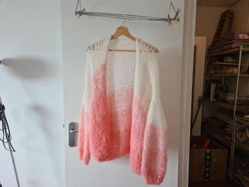 wollen vest met mohair in maat XL beschikbaar voor biedingen