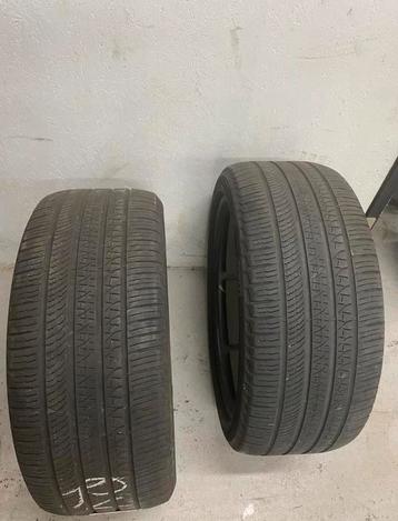 2 x pneus Pirelli - 275/40 R22 108Y M+S