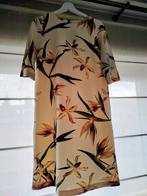 kleed, Kleding | Dames, Maat 38/40 (M), Beige, Ophalen of Verzenden, Zo goed als nieuw