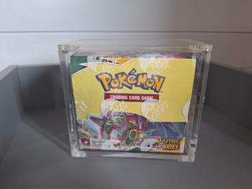 Evolving skies booster box beschikbaar voor biedingen