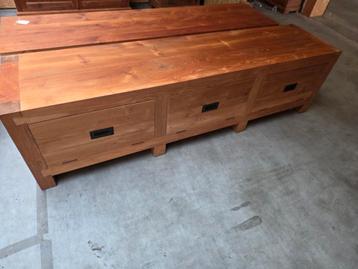 Mooi massief teakhouten tv meubel 212cm met 3 klepdeuren beschikbaar voor biedingen