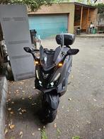 SYM Cruisym 300 met topkoffer, 2023, 7500 KM, keyless, Motoren, Scooter, Particulier, ABS, 297 cc