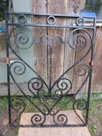 Grille en fer forgé 68,5 x 93, Ophalen