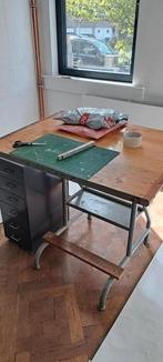 Tekentafel, Ophalen, Gebruikt