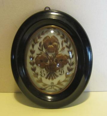 Antieke haarkader, haarwerk, memento mori /354 beschikbaar voor biedingen