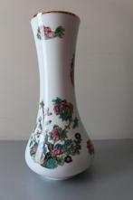 Vase fait main en porcelaine Royal Bavaria KPM Allemagne, Comme neuf, Moins de 50 cm, Enlèvement ou Envoi, Blanc