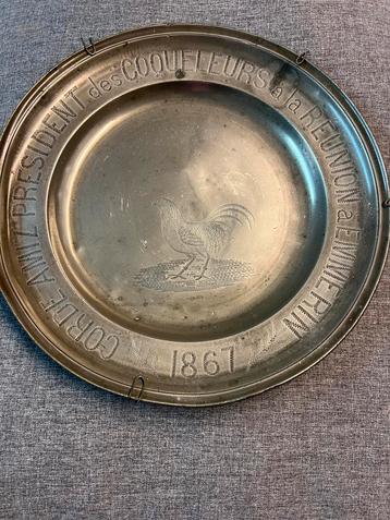 Tinnen bord, 1867 beschikbaar voor biedingen