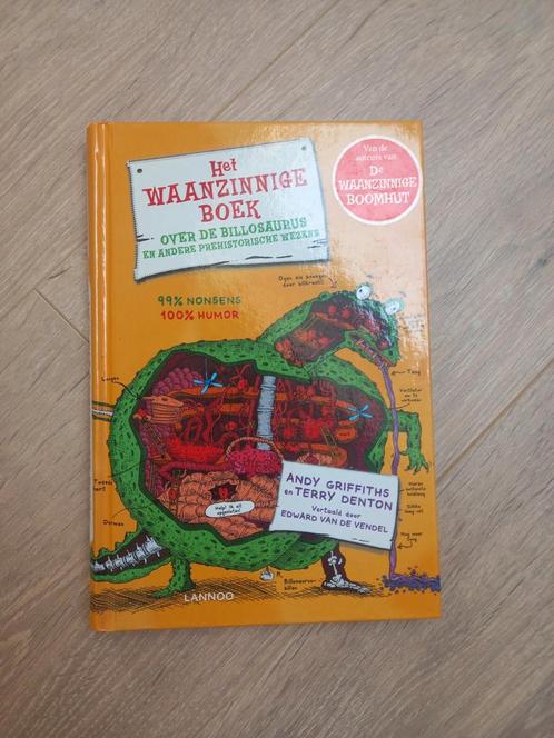 Het waanzinnige boek over de billosaurus en andere prehistor, Livres, Livres pour enfants | Jeunesse | 10 à 12 ans, Comme neuf