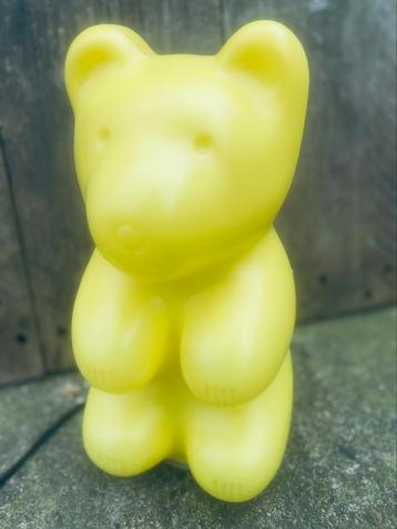 Messow vintage gummy bear lamp