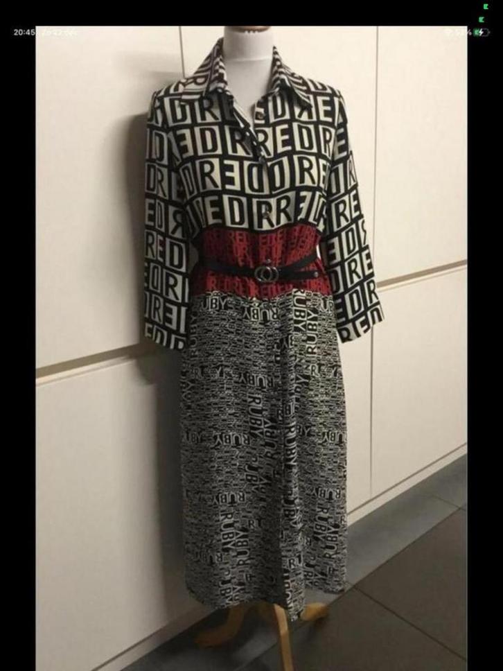 Caroline Biss lange jurk maat 34, Kleding | Dames, Jurken, Zo goed als nieuw, Maat 34 (XS) of kleiner, Rood, Onder de knie, Ophalen of Verzenden