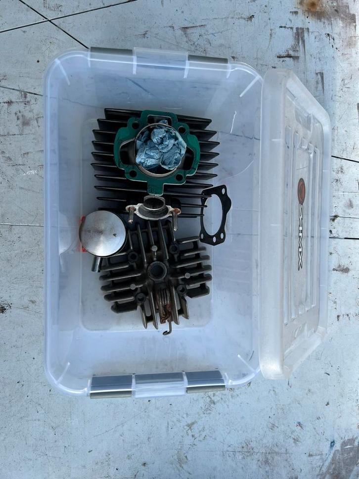 Athena 70cc honda camino + cilindekop, Vélos & Vélomoteurs, Pièces de cyclomoteur | Général, Neuf, Cylindre, Enlèvement ou Envoi