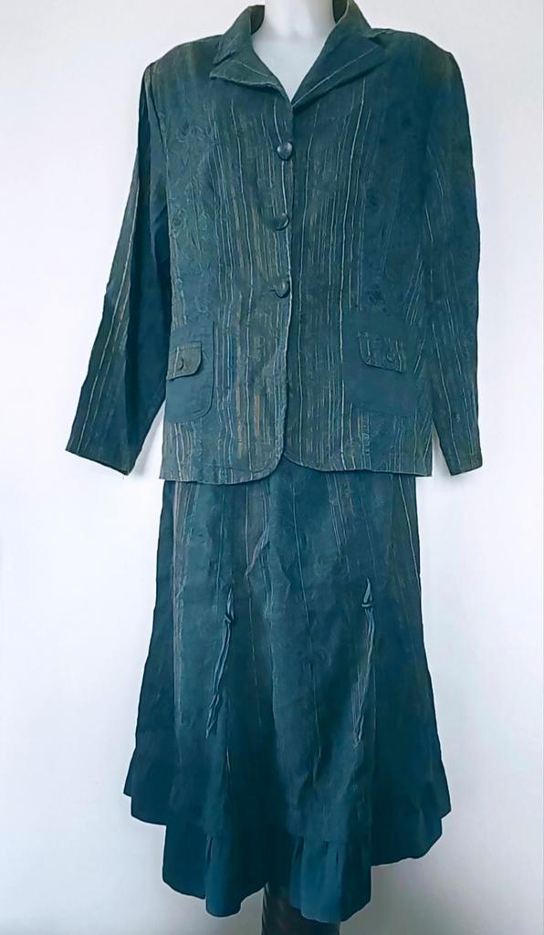 Vintage kostuumset met midirok, strepen en bloemenborduursel, Kleding | Dames, Jurken, Zo goed als nieuw, Blauw, Ophalen of Verzenden