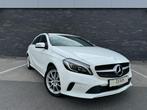 Mercedes A180// AUTOMAAT//GARANTIE//NAVI//ZETELVERWARMING//, Auto's, Stof, 4 cilinders, USB, Wit
