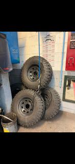 4 Banden met velgen M/T falken LT285/75r16, Auto-onderdelen, Ophalen, Band(en)