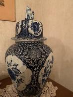 Blauwe vaas in delfts blauw, Antiek en Kunst, Antiek | Vazen, Ophalen