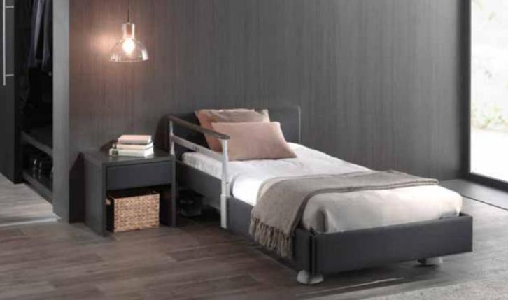 Lago Hooglaagbed Thuiszorgbed, Diversen, Verpleegmiddelen, Zo goed als nieuw, Ophalen