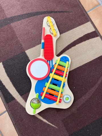 Houten speelgoed gitaar muziek beschikbaar voor biedingen