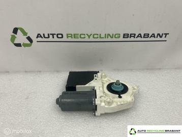 Raammotor Links Voor Volkswagen Golf 6 1K0959701AF