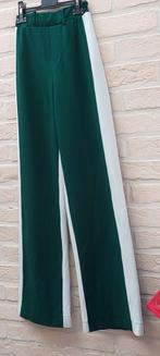 Broek maat xs bershka, Kleding | Dames, Broeken en Pantalons, Zo goed als nieuw, Maat 34 (XS) of kleiner, Lang, Groen