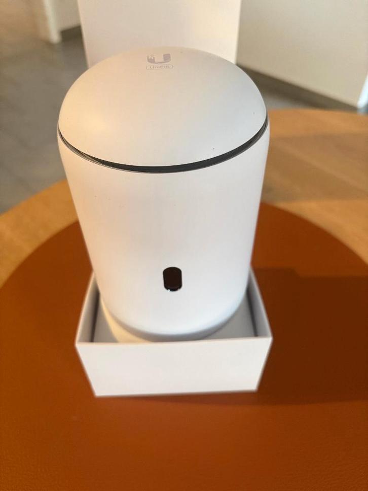 Ubiquiti UniFi Dream Router 7 (krachtige all-in-one router), Computers en Software, Routers en Modems, Zo goed als nieuw, Router