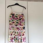 Kleurrijk designkleedje - maat 38, Kleding | Dames, Ophalen, Zo goed als nieuw, Maat 38/40 (M), Knielengte