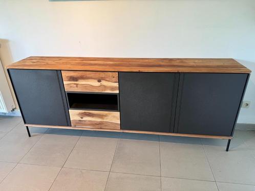 Buffet XOOON Lanai - design, Maison & Meubles, Armoires | Dressoirs, Comme neuf, 200 cm ou plus, 25 à 50 cm, Avec tiroir(s), Avec porte(s)