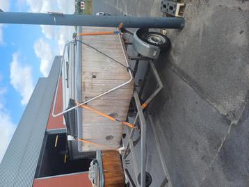 Jacuzzi. Kostte nieuw 12000. Nu 2500 beschikbaar voor biedingen