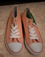 Chaussures en toile saumon, Ophalen of Verzenden, Nieuw, Schoenen