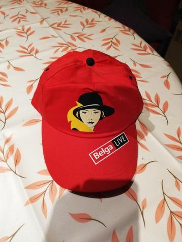 chapeaux Belga rouges