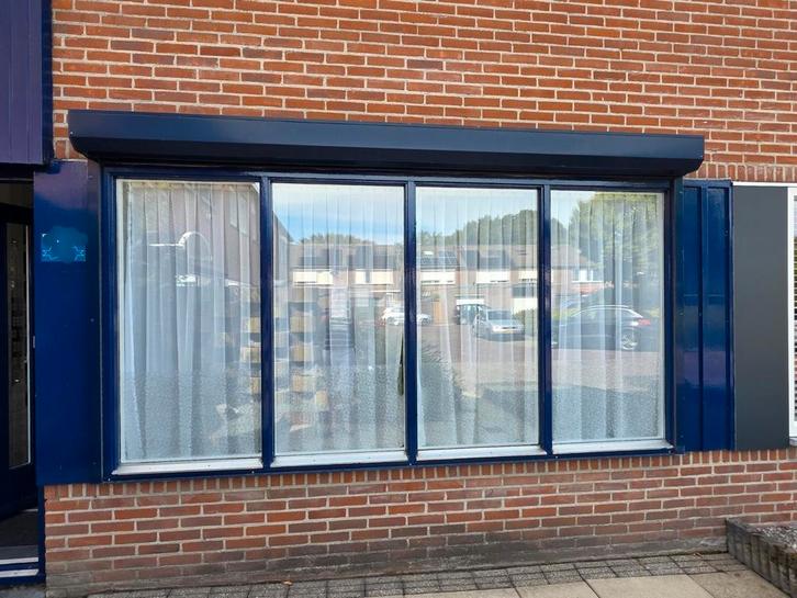 Te koop: Voorzetrolluiken, donker blauw, 8 stuks, Doe-het-zelf en Bouw, Rolluiken, Gebruikt, Overige kleuren, Ophalen