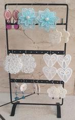 Verschillende kanten oorbellen, Handtassen en Accessoires, Oorbellen, Ophalen of Verzenden, Nieuw, Wit, Hangers