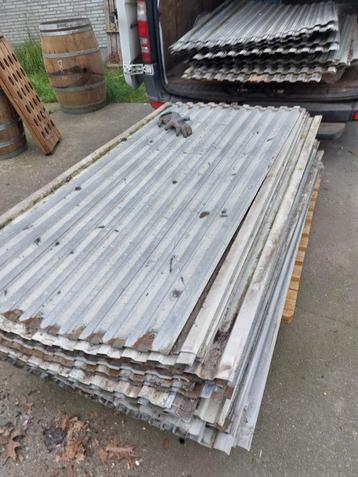 metalen dakplaten beschikbaar voor biedingen