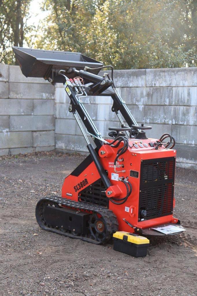 Mini chargeuse valet de ferme, Bricolage & Construction, Outillage | Fraiseuses