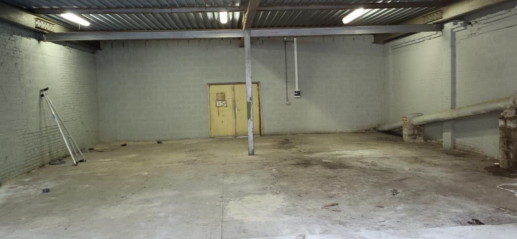 Entrepôts à louer, Immo, Garages & Places de parking, Charleroi