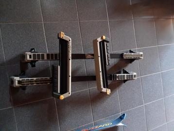 Dakdrager met skihouders, Enlèvement, Utilisé