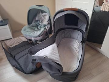 Mutsy kinderwagen buggy reismand voetenzak maxicosi beschikbaar voor biedingen